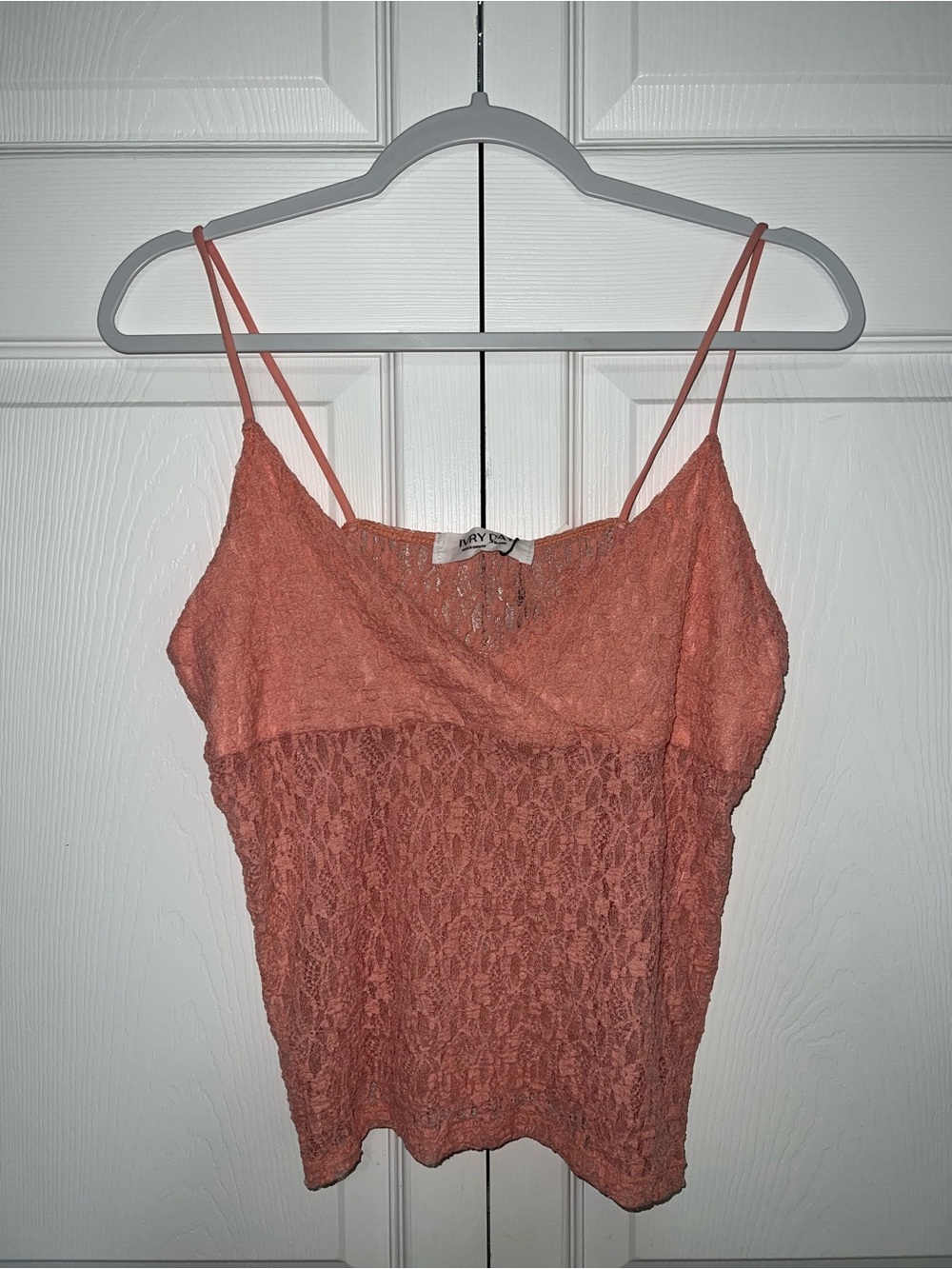 IVRY DAY Lace Cami Tank Top in Rusty Coral
